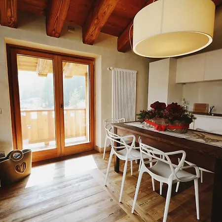 Апартаменты Maison Carrel Elegant 14 *